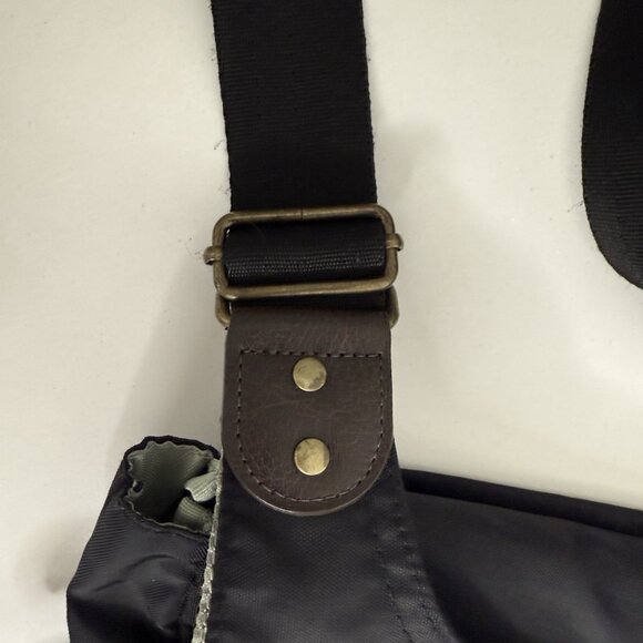 Derek Alexander Black Organizer Crossbody Travel Bag Multi Pockets - Picture 3 of 11